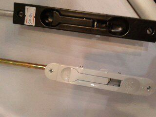 flush bolt