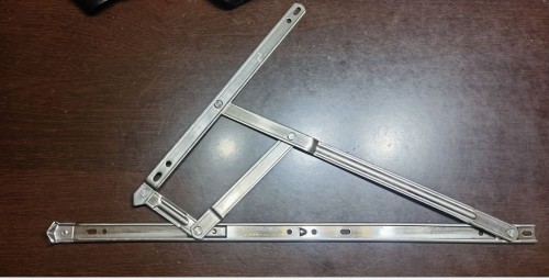 bar hinge, stay hinge, stray hinge