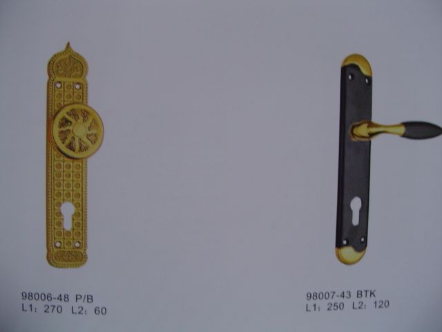 Door Handle Durable & Stylish Design for Interior and Exterior Doors