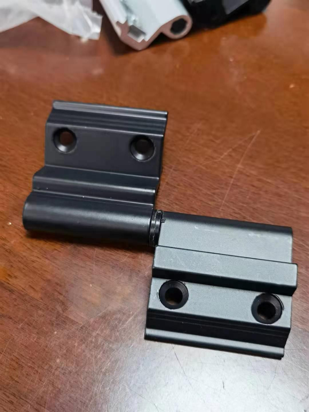 Aluminium Hinge Lightweight, Rust Resistant & Durable Design