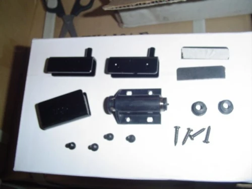 magnetic hinge, magnetic catch